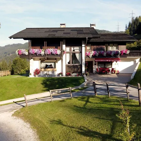 Haus Rainer Semesterbostad Mühlbach am Hochkönig