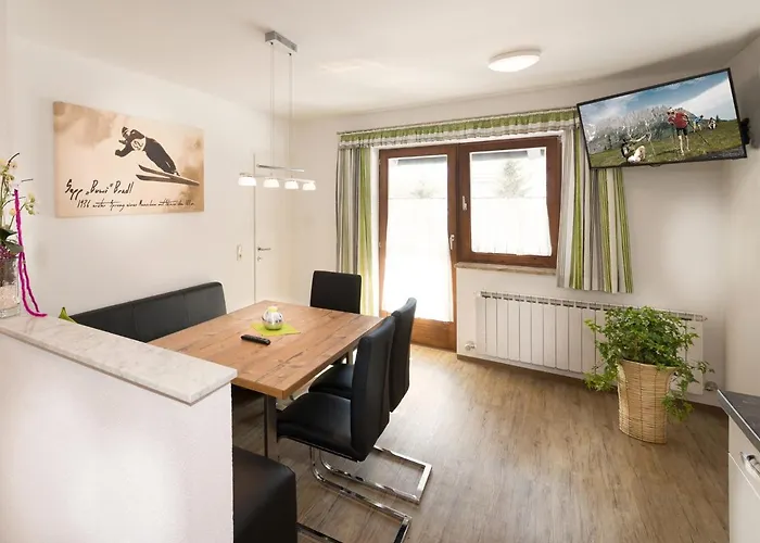 Semesterbostad Haus Rainer *